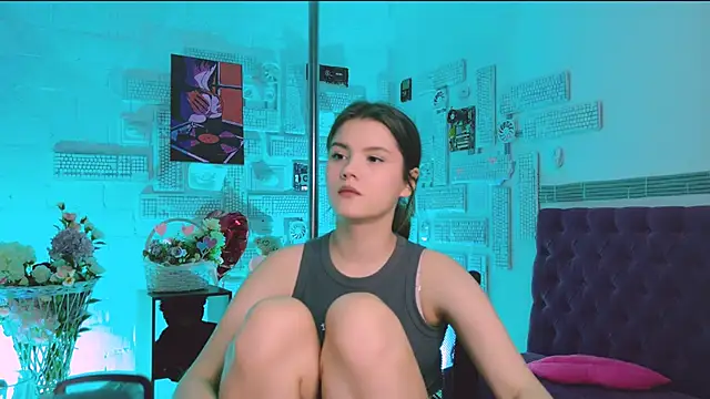 EvaThopson online show from March 2025 03:05:02 PM