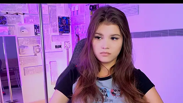 EvaThopson online show from September 2025 06:15:02 AM