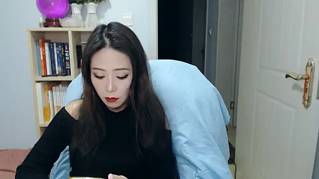 Snapshot of SuSushi728 chatting on March 2026 04:02:02 PM SuSushi728 online show from March 2026 04:02:02 PM