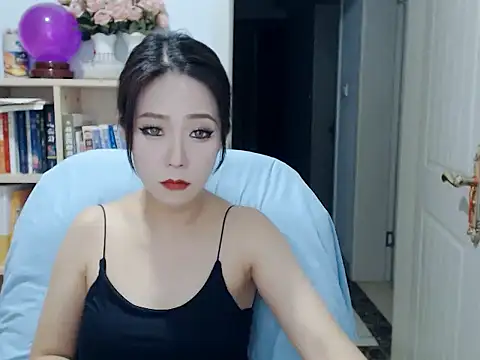 Snapshot of SuSushi728 chatting on July 2026 03:51:02 PM SuSushi728 online show from July 2026 03:51:02 PM