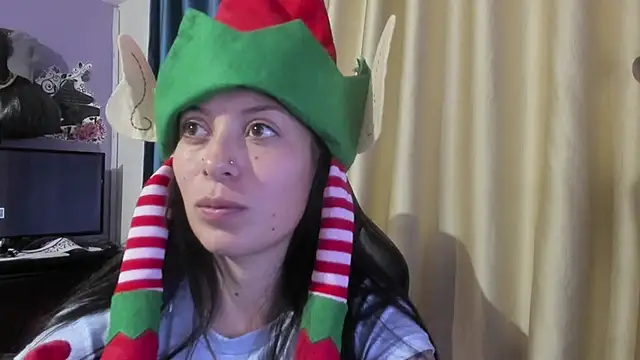 Snapshot of Tefannyy_ chatting on December 2024 04:47:02 AM Tefannyy online show from December 2024 04:47:02 AM