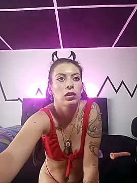 Snapshot of Tefannyy_ chatting on February 2025 06:48:01 PM Tefannyy online show from February 2025 06:48:01 PM