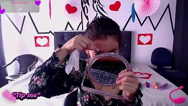 Snapshot of Tefannyy_ chatting on February 2025 03:21:02 PM Tefannyy online show from February 2025 03:21:02 PM