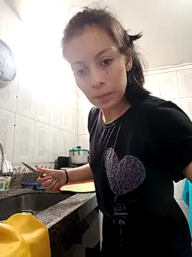 Snapshot of Tefannyy_ chatting on March 2025 02:37:02 PM Tefannyy online show from March 2025 02:37:02 PM