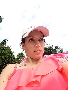 Snapshot of Tefannyy_ chatting on March 2025 02:43:02 PM Tefannyy online show from March 2025 02:43:02 PM