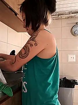 Snapshot of Tefannyy_ chatting on October 2025 01:55:02 PM Tefannyy online show from October 2025 01:55:02 PM