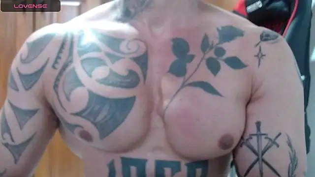 crissantillana online show from December 2024 01:09:02 PM