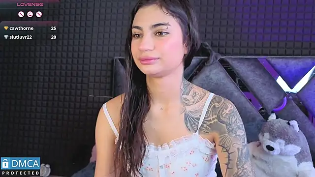 Snapshot of SolBeaumont1 chatting on November 2025 07:10:01 PM SolBeaumont1 online show from November 2025 07:10:01 PM