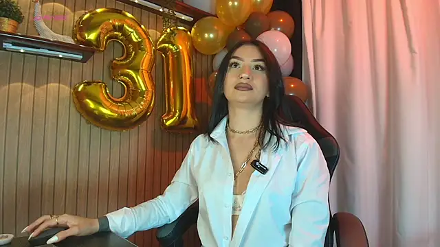 ArkaBella online show from October 2025 08:51:02 PM