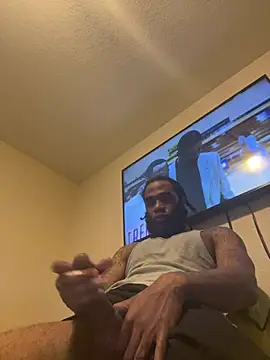 Snapshot of GoodGirlLover13 chatting on February 2025 07:18:02 AM GoodGirlLover13 online show from February 2025 07:18:02 AM