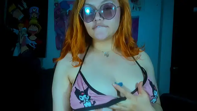 Snapshot of Lily_stone04 chatting on February 2025 08:33:02 AM Lily stone04 online show from February 2025 08:33:02 AM