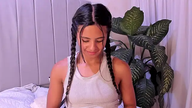 Mindy sweety online show from February 2025 07:58:02 PM