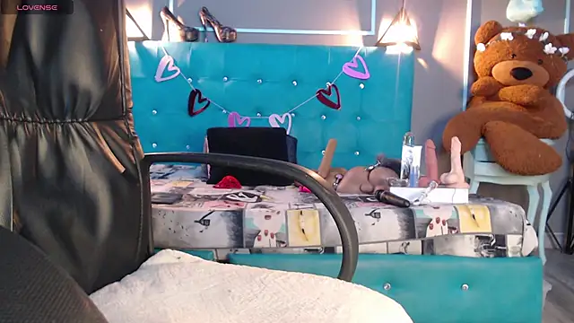 engel devil online show from February 2026 12:01:02 PM