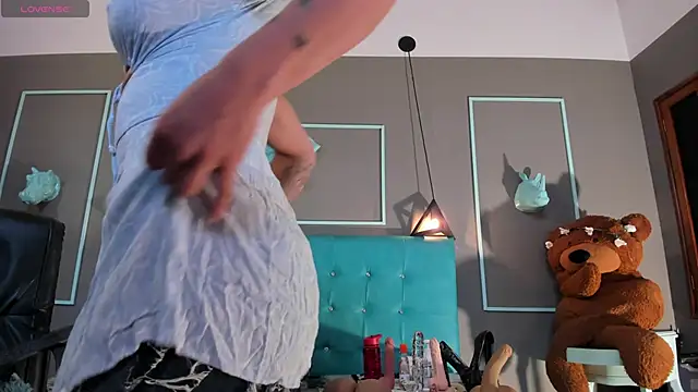 engel devil online show from March 2026 01:43:02 PM