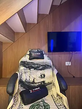 Snapshot of Bellahcha chatting on April 2026 12:34:01 AM Bellahcha online show from April 2026 12:34:01 AM