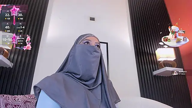 cloe sirena online show from March 2025 05:07:01 PM