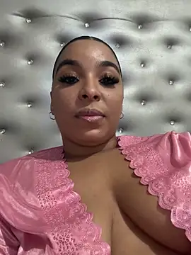 EileenBenzon online show from February 2026 05:23:02 PM