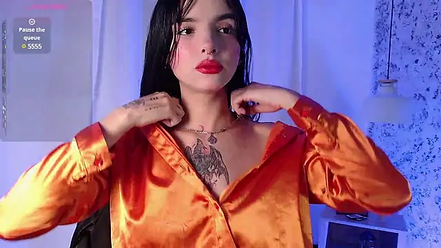 Layla crazybaby  online show from January 2025 08:54:01 PM