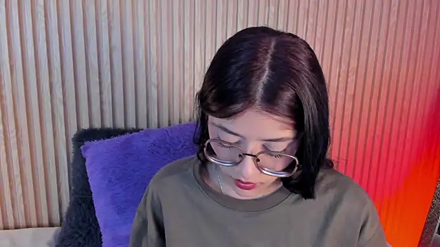 lana dol online show from October 2025 12:41:02 PM