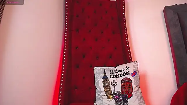 Snapshot of BiancaAntonelli chatting on November 2025 01:22:02 PM BiancaAntonelli online show from November 2025 01:22:02 PM