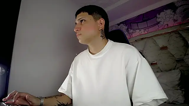 Snapshot of Brayan_lopezz chatting on May 2026 03:33:01 AM Brayan lopezz online show from May 2026 03:33:01 AM