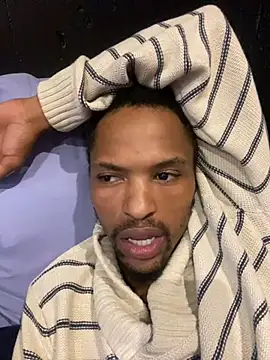 Snapshot of BlueIceCube chatting on February 2025 11:22:02 AM BlueIceCube online show from February 2025 11:22:02 AM