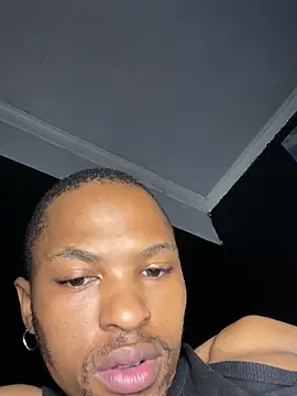 Snapshot of BlueIceCube chatting on March 2025 11:14:02 PM BlueIceCube online show from March 2025 11:14:02 PM