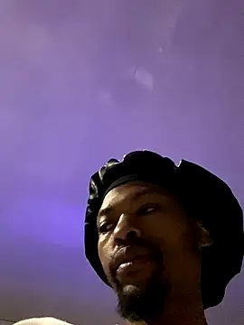 Snapshot of BlueIceCube chatting on September 2025 08:00:02 PM BlueIceCube online show from September 2025 08:00:02 PM