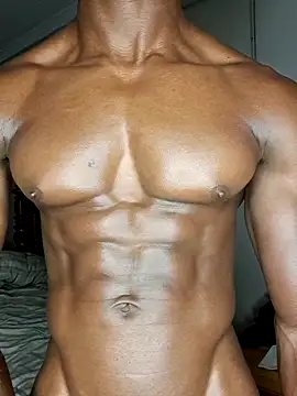 MIGHTY MAGNUM online show from March 2025 09:05:02 PM