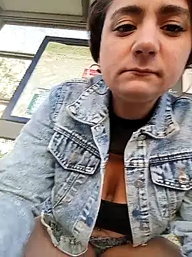 Nell-X online show from September 2025 07:19:01 AM