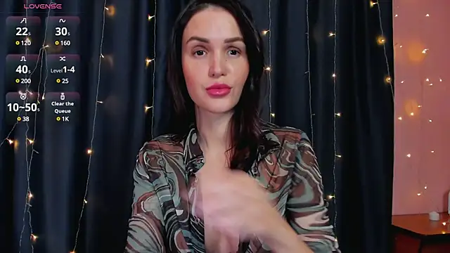 Snapshot of cross_the_line chatting on December 2024 06:08:02 AM cross the line online show from December 2024 06:08:02 AM