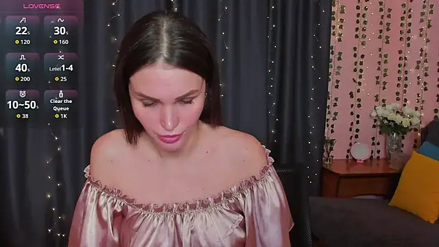 Snapshot of cross_the_line chatting on April 2026 08:12:02 AM cross the line online show from April 2026 08:12:02 AM