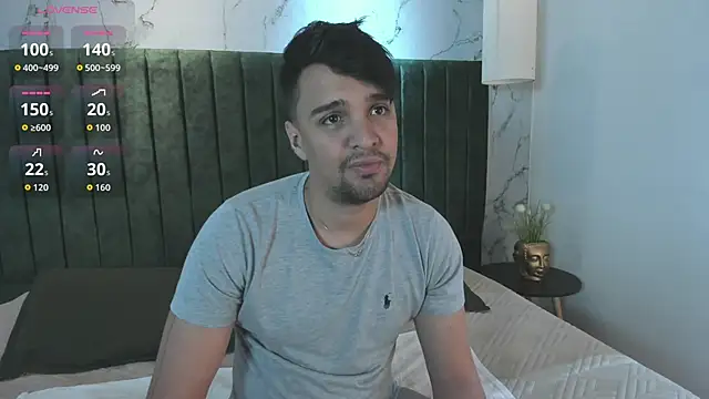 Snapshot of Edward_max chatting on October 2025 03:29:01 AM Edward max online show from October 2025 03:29:01 AM