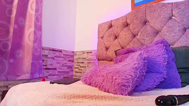 Melannytaylor online show from March 2025 03:29:02 PM