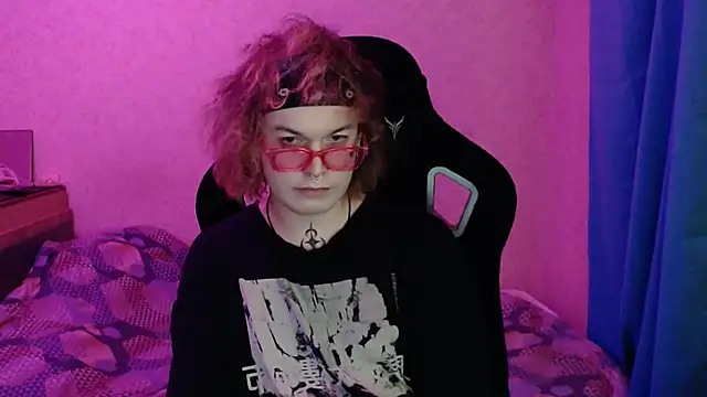 Snapshot of Steve_Mi chatting on October 2025 05:36:01 PM Steve Mi online show from October 2025 05:36:01 PM