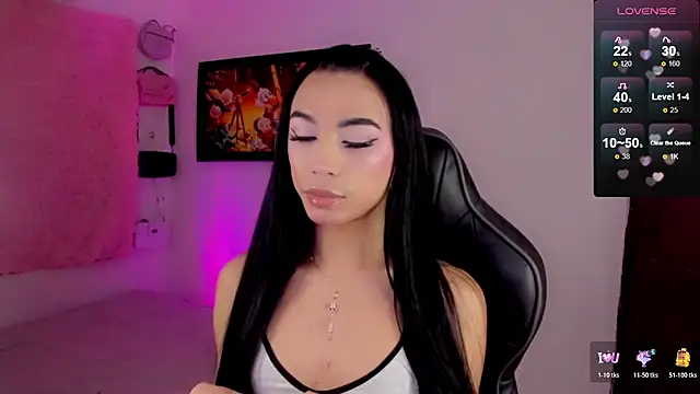 Snapshot of AndreaSweet_ chatting on November 2025 10:12:01 PM AndreaSweet online show from November 2025 10:12:01 PM