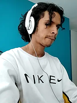 Snapshot of TheBlessedSide chatting on September 2025 04:23:02 PM TheBlessedSide online show from September 2025 04:23:02 PM