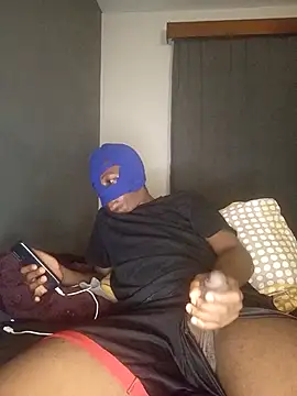 Snapshot of Mischevous_T69 chatting on March 2025 07:14:02 PM Mischevous T69 online show from March 2025 07:14:02 PM