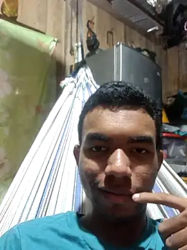 Reynold2608 online show from December 2025 03:27:02 AM