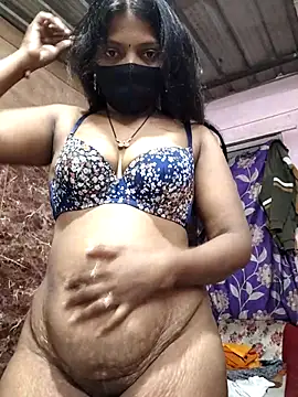 Snapshot of queensenorita chatting on March 2026 05:39:01 PM queensenorita online show from March 2026 05:39:01 PM