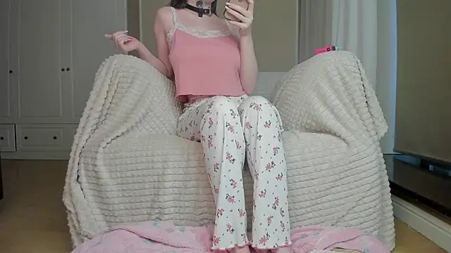 Snapshot of squ1kt chatting on December 2025 11:16:02 AM squ1kt online show from December 2025 11:16:02 AM