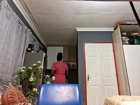 Snapshot of EbonyRose9 chatting on January 2025 06:35:01 PM EbonyRose9 online show from January 2025 06:35:01 PM