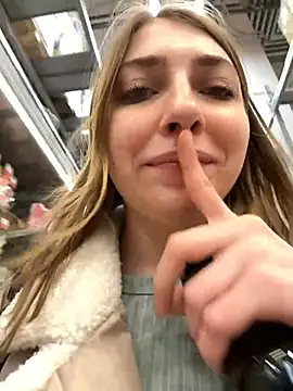 Sunny   Bunny online show from December 2024 10:05:01 PM