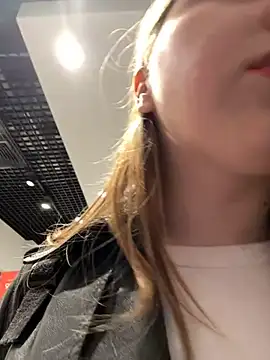 Sunny   Bunny online show from February 2025 02:19:02 PM