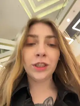 Snapshot of Sunny___Bunny chatting on March 2026 12:11:01 PM Sunny Bunny online show from March 2026 12:11:01 PM