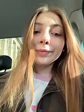 Snapshot of Sunny___Bunny chatting on March 2026 02:05:02 PM Sunny Bunny online show from March 2026 02:05:02 PM