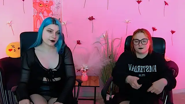 Snapshot of pure_radiance1 chatting on April 2026 09:37:01 AM pure radiance1 online show from April 2026 09:37:01 AM