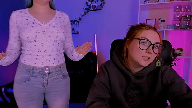 Snapshot of pure_radiance1 chatting on April 2026 09:01:02 AM pure radiance1 online show from April 2026 09:01:02 AM