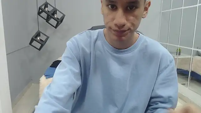 Snapshot of alan_ws chatting on December 2024 12:23:02 PM alan ws online show from December 2024 12:23:02 PM