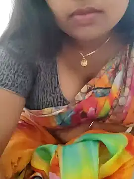 Snapshot of Priya_2222 chatting on January 2025 03:54:01 PM Priya 2222 online show from January 2025 03:54:01 PM